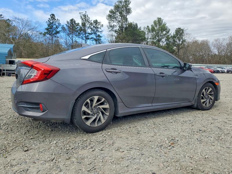 Photo 3 from auction – 2018 HONDA CIVIC with VIN 2HGFC2F78JH551499