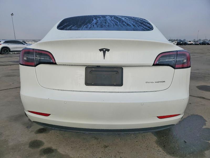 Photo 6 from auction – 2022 TESLA MODEL 3 with VIN 5YJ3E1EB0NF143960