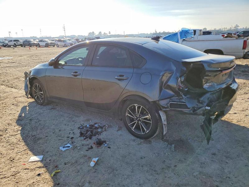 Photo 2 from auction – 2022 KIA FORTE with VIN 3KPF24ADXNE500694