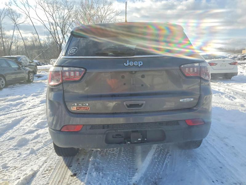 Photo 6 from auction – 2017 JEEP COMPASS LA with VIN 3C4NJDBB0HT596900