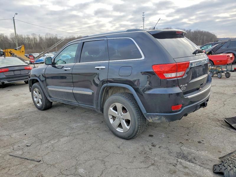 Photo 2 from auction – 2013 JEEP GRAND CHEROKEE with VIN 1C4RJFCT6DC646337
