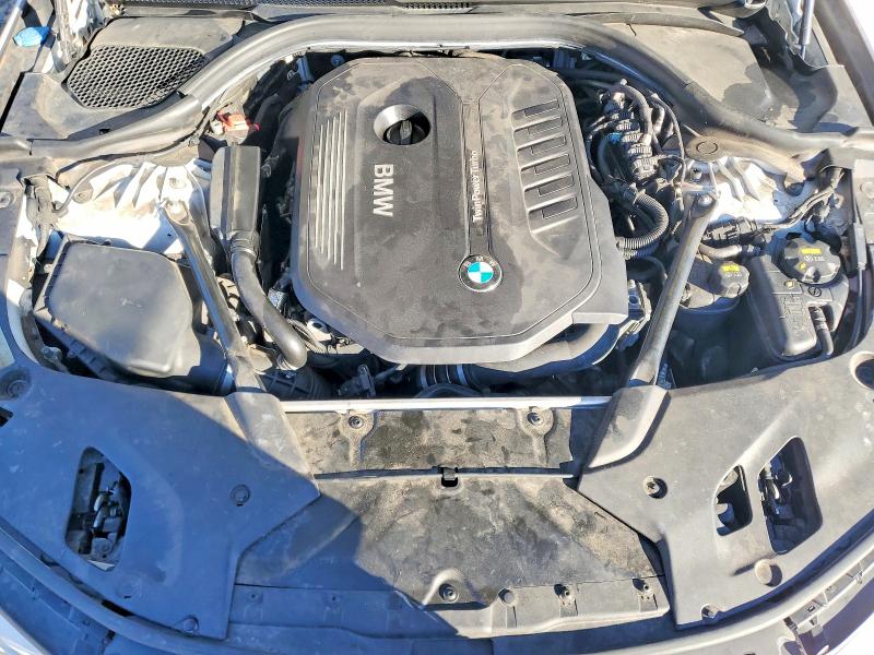 Photo 11 from auction – 2017 BMW 540 I with VIN WBAJE5C34HG915779