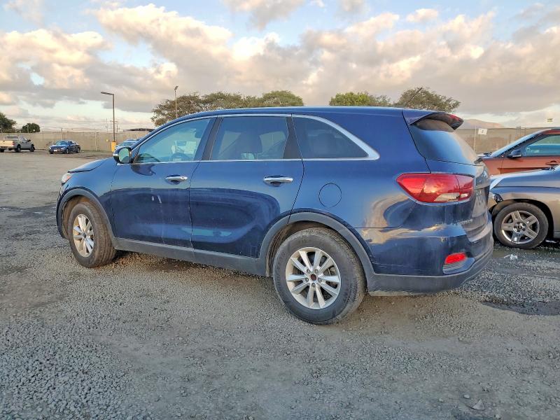 Photo 2 from auction – 2019 KIA SORENTO with VIN 5XYPG4A33KG504789