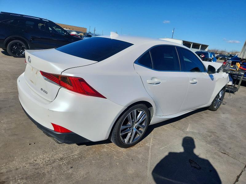 Photo 3 from auction – 2018 LEXUS IS 300 with VIN JTHBA1D2XJ5064900