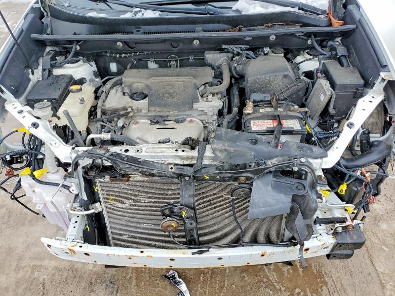 Photo 12 from auction – 2017 TOYOTA RAV4 XLE with VIN 2T3RFREV2HW582267