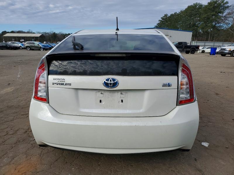 Photo 6 from auction – 2013 TOYOTA PRIUS with VIN JTDKN3DU8D5674639