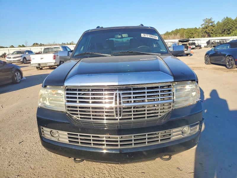 Photo 5 from auction – 2007 LINCOLN NAVIGATOR with VIN 5LMFU27567LJ04795