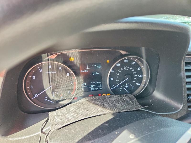 Photo 9 from auction – 2017 HYUNDAI UNKNOWN with VIN 5NPD84LF1HH001397