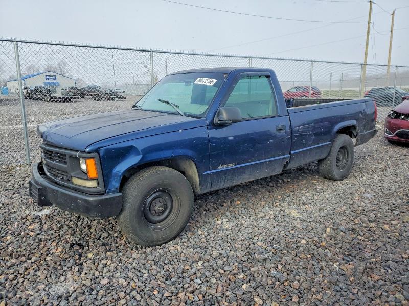 CHEVROLET GMT-400 C1 1998 with VIN 1GCEC14W2WZ183374 - Photo from auction