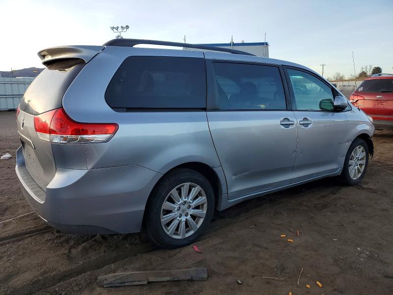 Photo 3 from auction – 2012 TOYOTA SIENNA LE with VIN 5TDJK3DC2CS031238