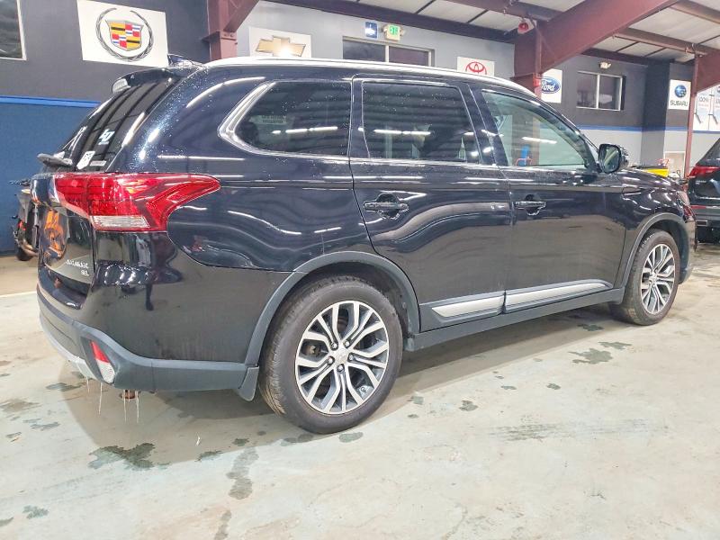 Photo 3 from auction – 2017 MITSUBISHI OUTLANDER with VIN JA4AZ3A38HZ029638