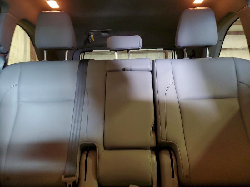 Photo 10 from auction – 2015 TOYOTA HIGHLANDER with VIN 5TDJKRFH1FS150642