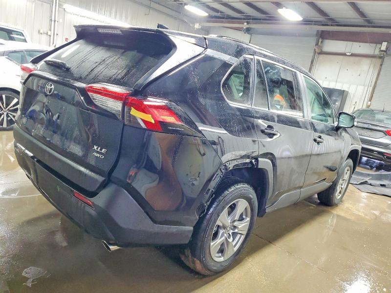 Photo 3 from auction – 2025 TOYOTA RAV4 XLE with VIN 2T3P1RFV2SW604828