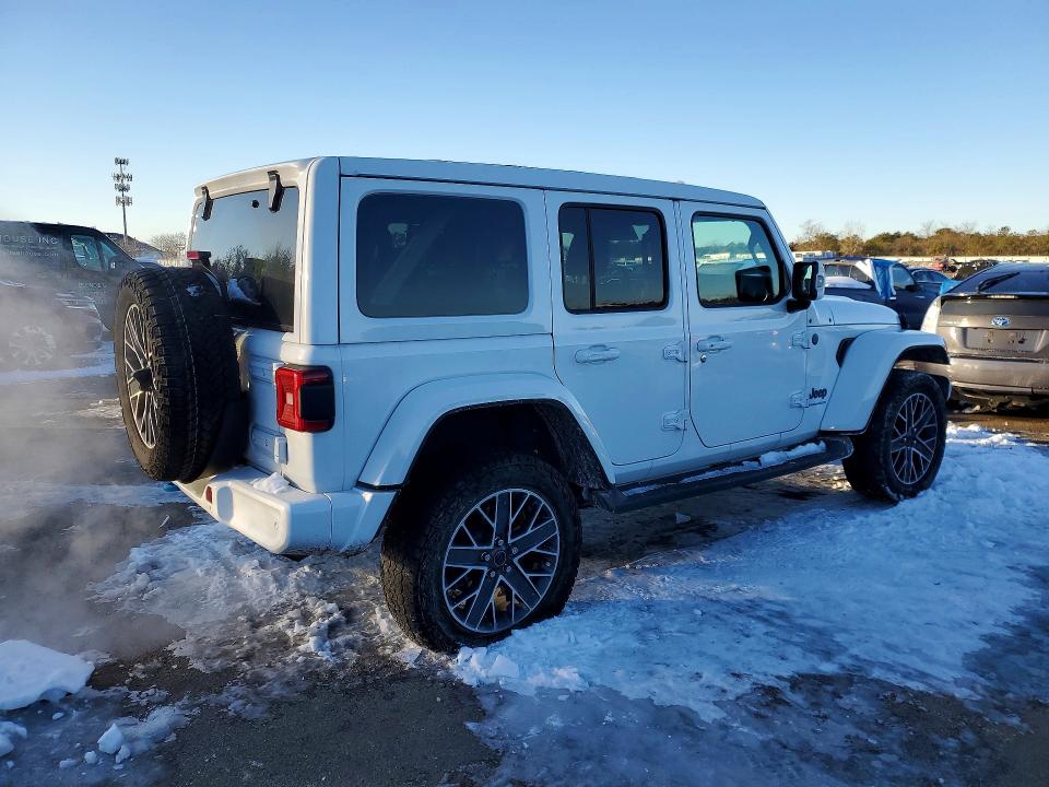 Photo 3 from auction – 2024 JEEP WRANGLER with VIN 1C4RJXU68RW222565