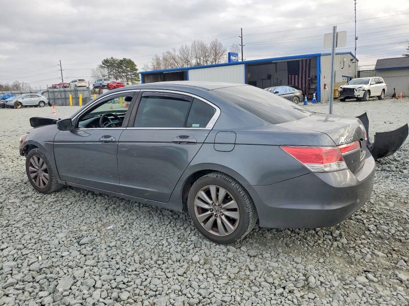 Photo 2 from auction – 2012 HONDA ACCORD with VIN 1HGCP2F71CA083639