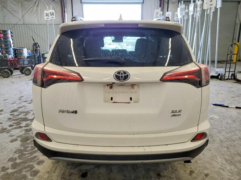 Photo 6 from auction – 2018 TOYOTA RAV4 ADVEN with VIN 2T3RFREV3JW841175