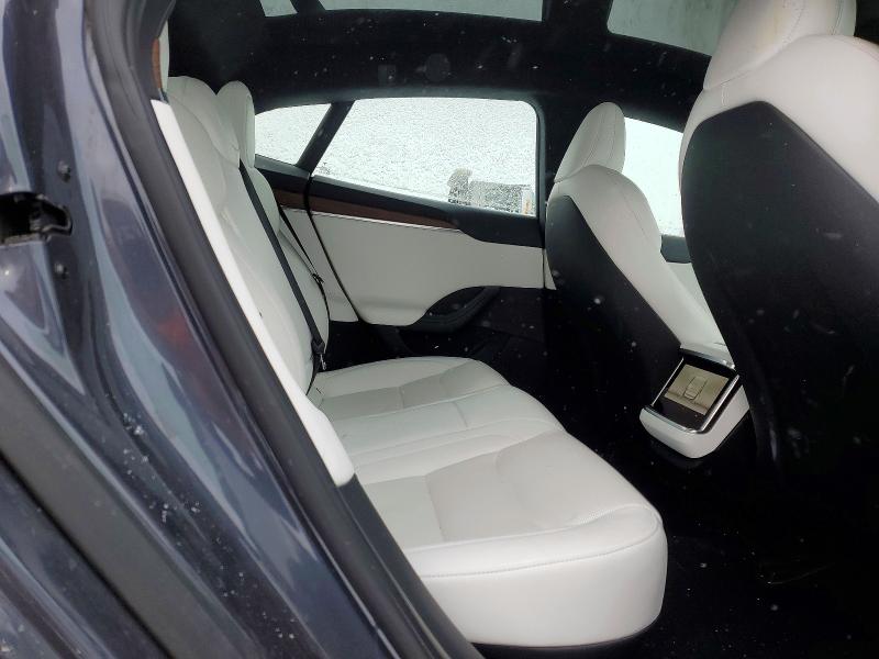 Photo 10 from auction – 2022 TESLA MODEL S with VIN 5YJSA1E53NF494119
