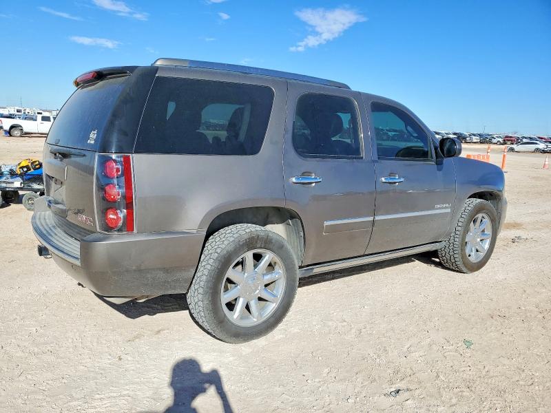 Photo 3 from auction – 2011 GMC YUKON with VIN 1GKS2EEF4BR129066