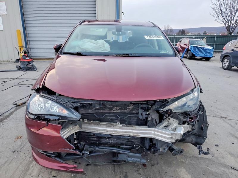 Photo 5 from auction – 2017 CHRYSLER PACIFICA with VIN 2C4RC1CG2HR695418