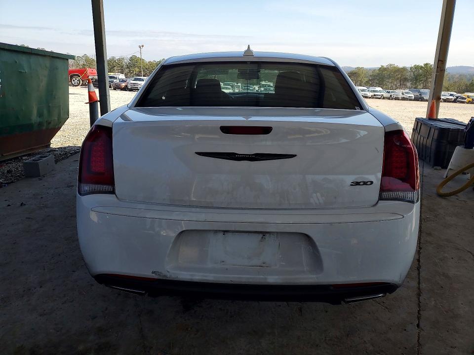 Photo 6 from auction – 2022 CHRYSLER 300 with VIN 2C3CCAAG4NH236745
