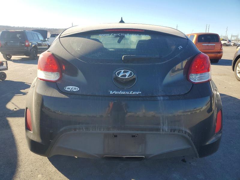 صورة رقم 6 من المزاد - 2016 HYUNDAI VELOSTER مع VIN KMHTC6AD4GU296700