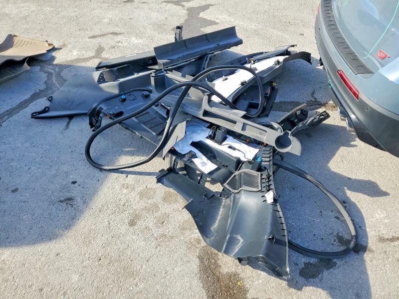 Photo 12 from auction – 2025 FORD EXPLORER with VIN 1FMWK8GC8SGA63629