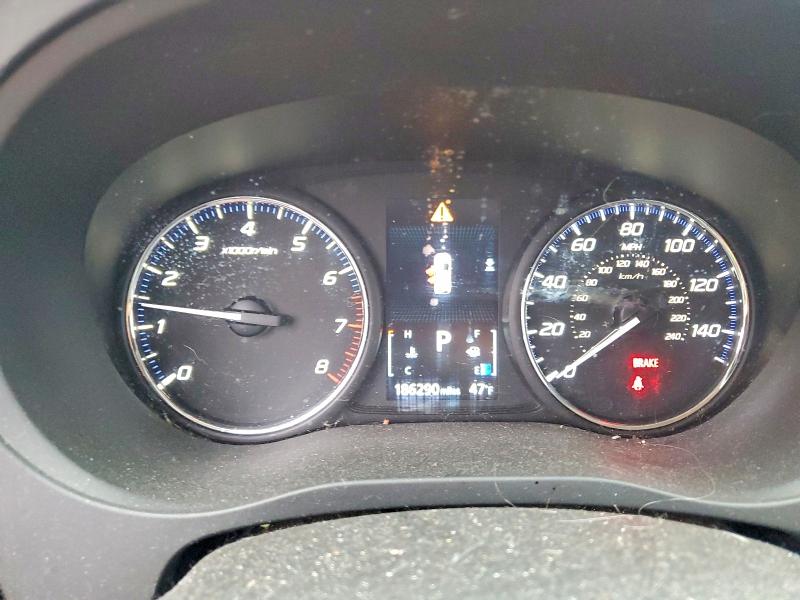 Photo 9 from auction – 2018 MITSUBISHI OUTLANDER with VIN JA4AD2A33JZ015824