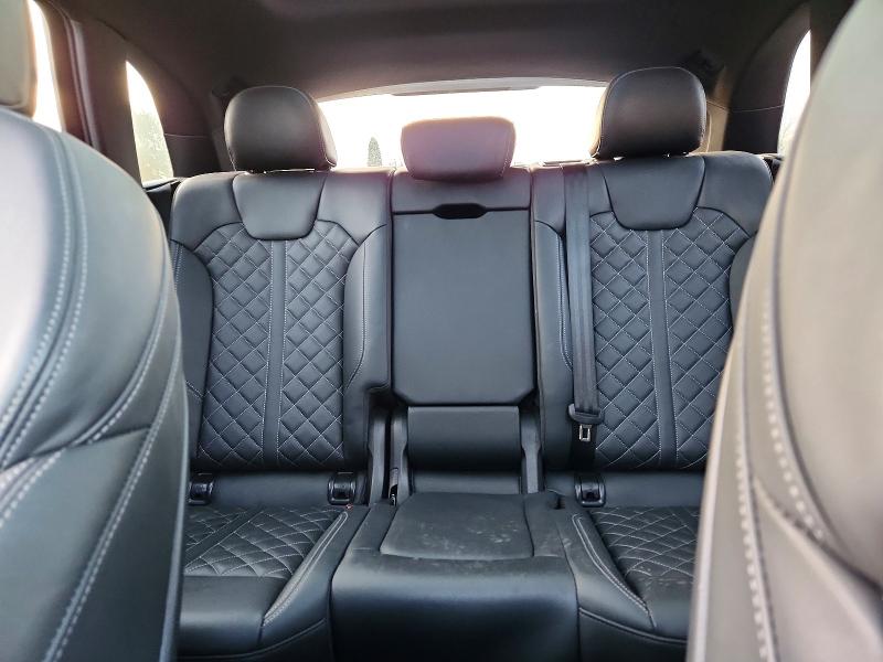 Photo 10 from auction – 2018 AUDI SQ5 PRESTI with VIN WA1C4AFY0J2220274