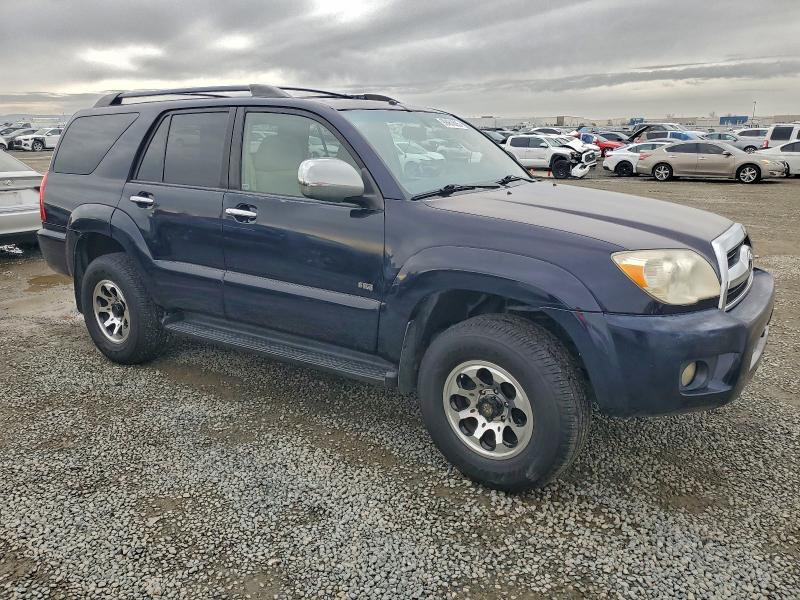 Photo 4 from auction – 2007 TOYOTA 4RUNNER SR with VIN JTEZU14R970086828