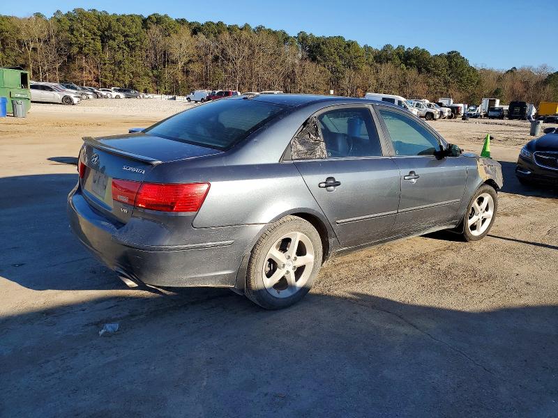 Photo 3 from auction – 2010 HYUNDAI SONATA with VIN 5NPEU4AF3AH630796