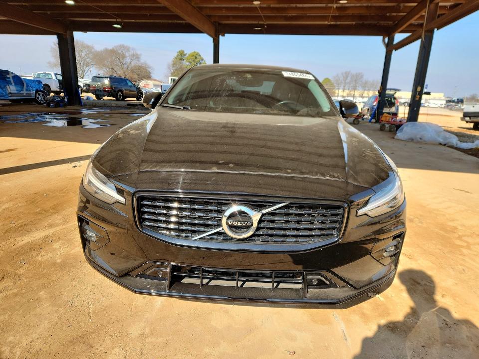 Photo 5 from auction – 2022 VOLVO S60 B5 MOM with VIN 7JRL12FZ4NG161852