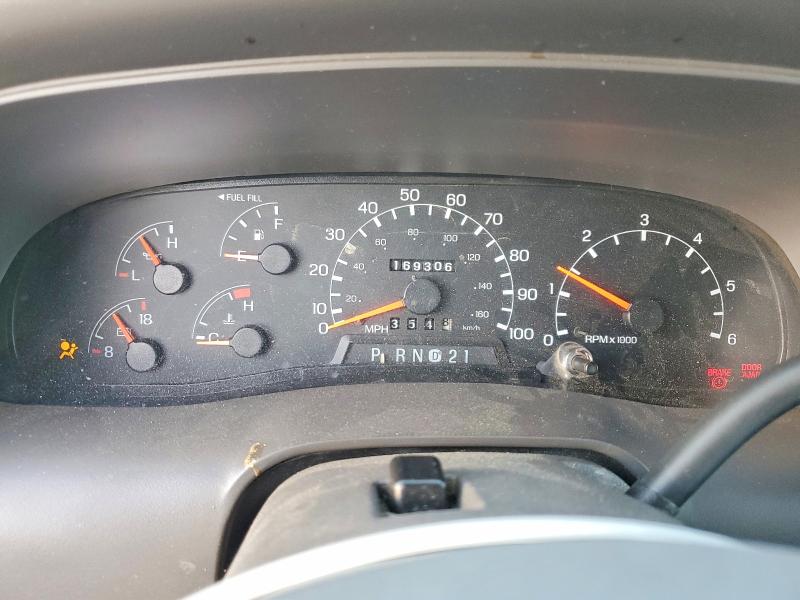 Photo 9 from auction – 2000 FORD EXCURSION with VIN 1FMNU40L9YEA97804