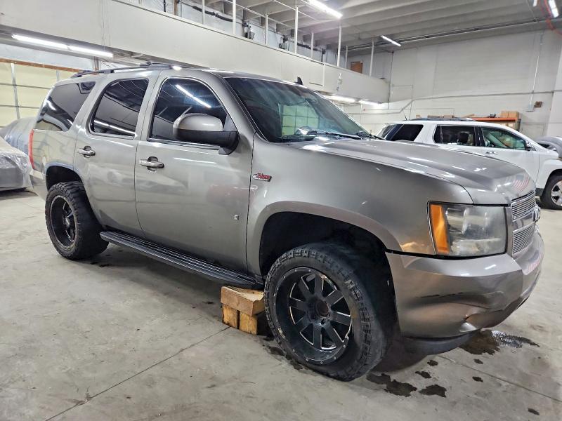 Photo 4 from auction – 2009 CHEVROLET TAHOE with VIN 1GNFC23019R137831