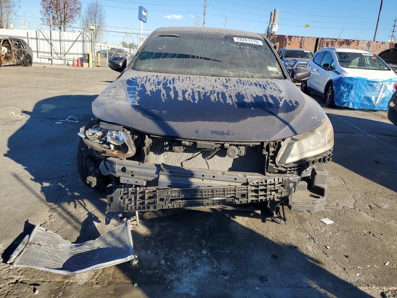 Photo 5 from auction – 2016 HONDA ACCORD with VIN 1HGCR2F50GA202960