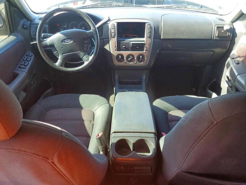 Photo 8 from auction – 2005 FORD EXPLORER X with VIN 1FMZU63K05UA07229