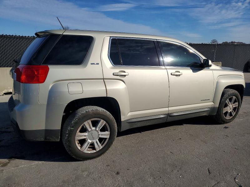 Photo 3 from auction – 2015 GMC TERRAIN with VIN 2GKALMEK7F6349187