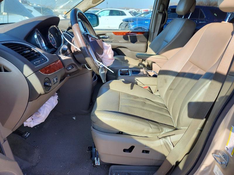 Photo 7 from auction – 2013 CHRYSLER TOWN & COU with VIN 2C4RC1CG6DR715244