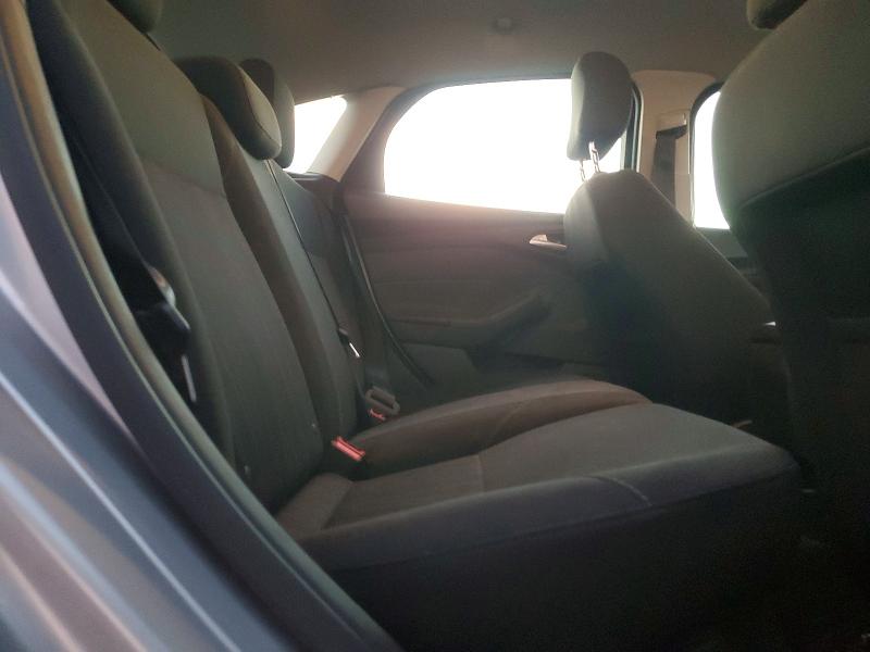 Photo 10 from auction – 2016 FORD FOCUS with VIN 1FADP3K25GL254508