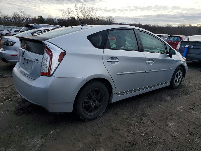Photo 3 from auction – 2012 TOYOTA PRIUS with VIN JTDKN3DU1C5470425