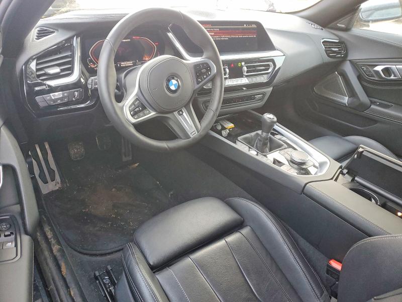 Photo 8 from auction – 2025 BMW Z4 with VIN WBAHF9C06SWY43523