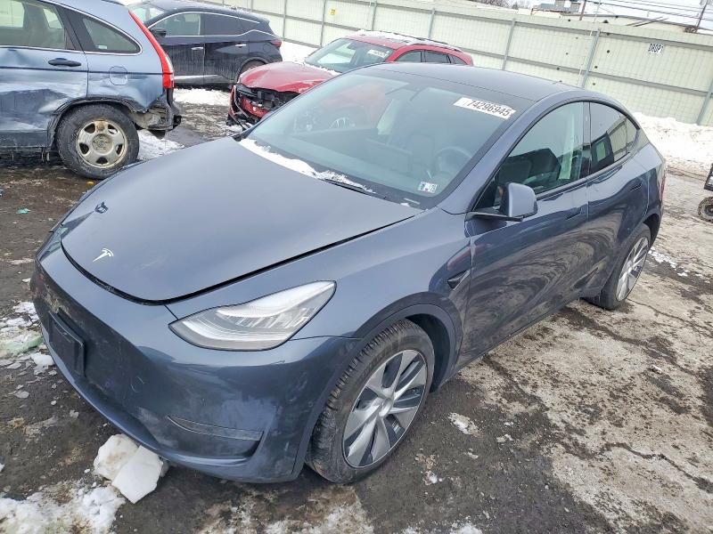 TESLA MODEL Y 2020 with VIN 5YJYGDEE5LF038355 - Photo from auction
