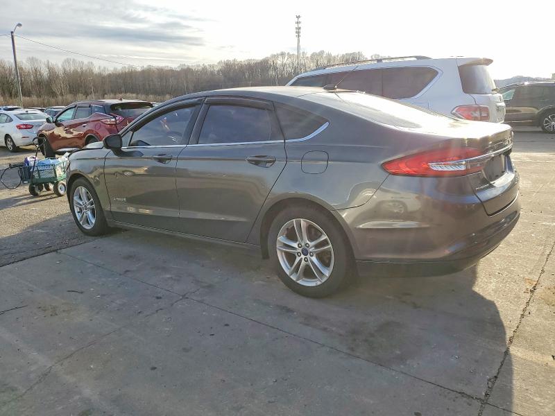 Photo 2 from auction – 2018 FORD FUSION SE with VIN 3FA6P0LU3JR138756