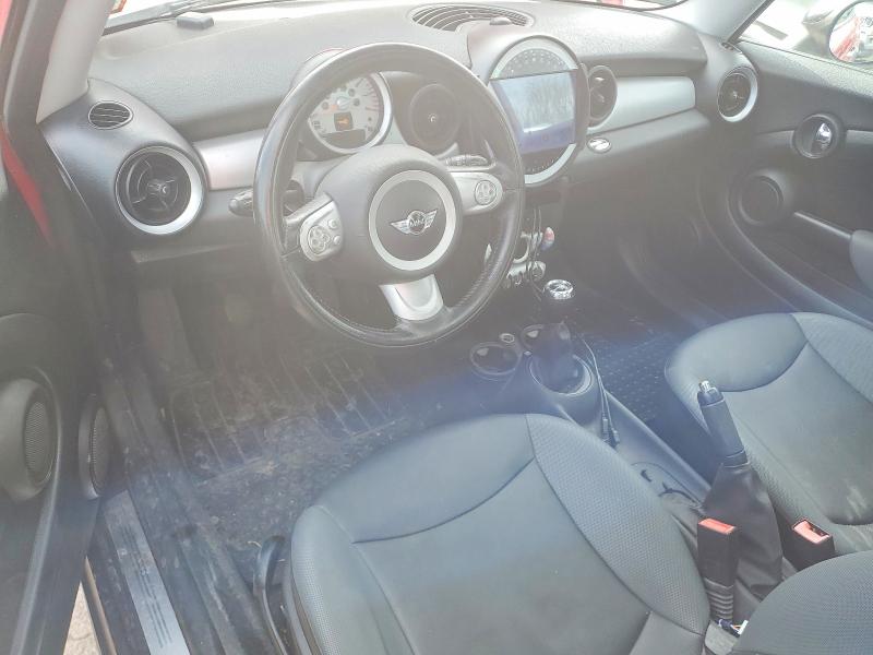 Photo 8 from auction – 2010 MINI COOPER with VIN WMWMF3C58ATU76633