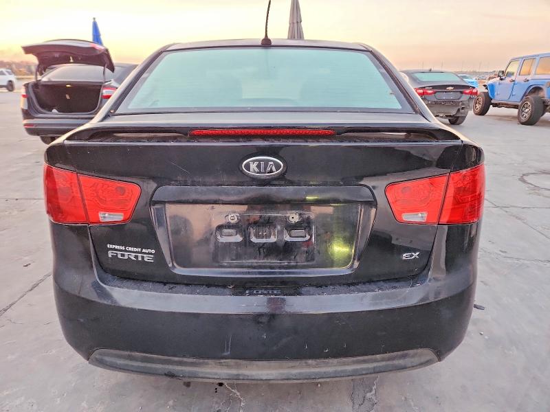 Photo 6 from auction – 2012 KIA FORTE with VIN KNAFU4A20C5563690
