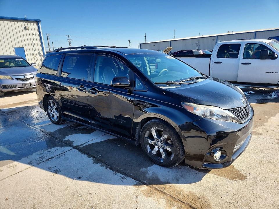 Foto 4 de la subasta – 2012 TOYOTA SIENNA SPO con VIN 5TDXK3DC0CS178216