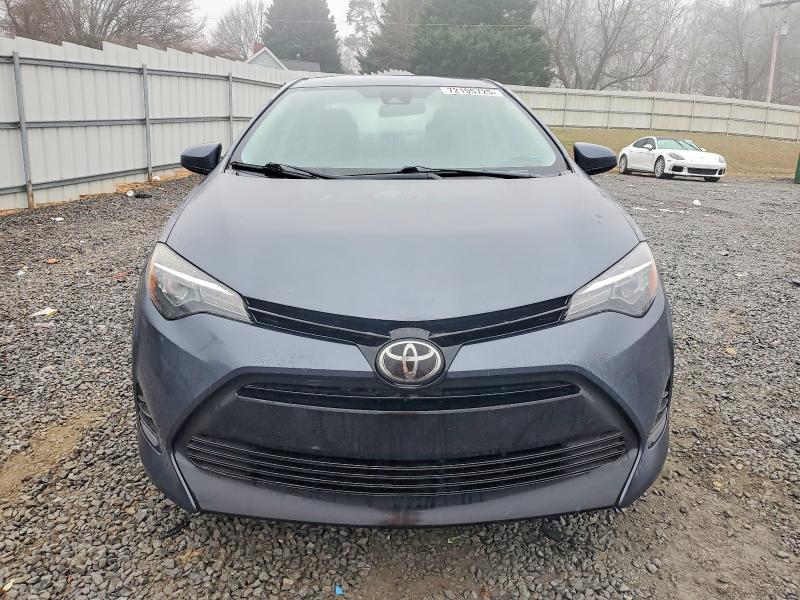 Photo 5 from auction – 2018 TOYOTA COROLLA with VIN 5YFBURHE8JP829407