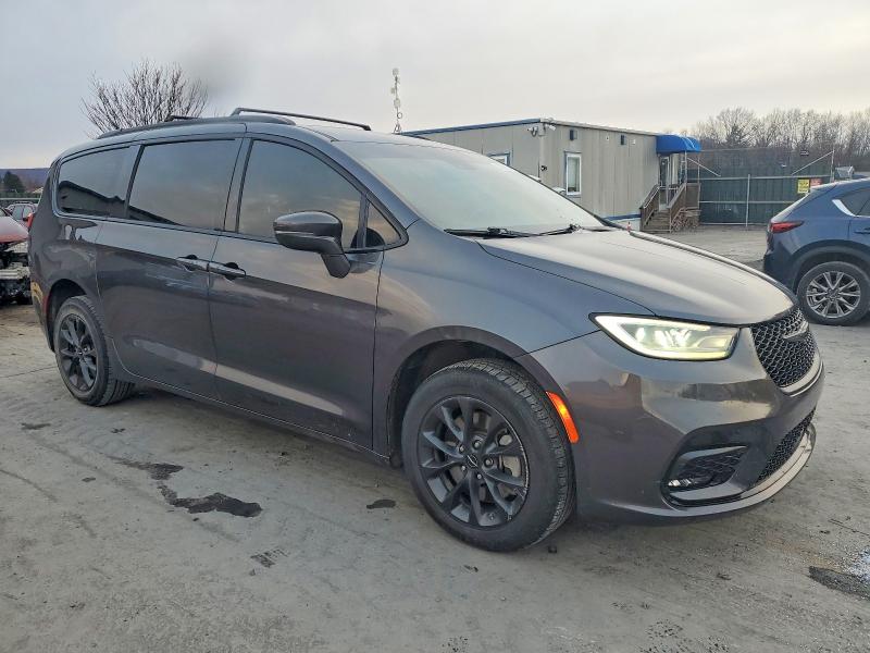 Photo 4 from auction – 2021 CHRYSLER PACIFICA T with VIN 2C4RC3FG7MR567225