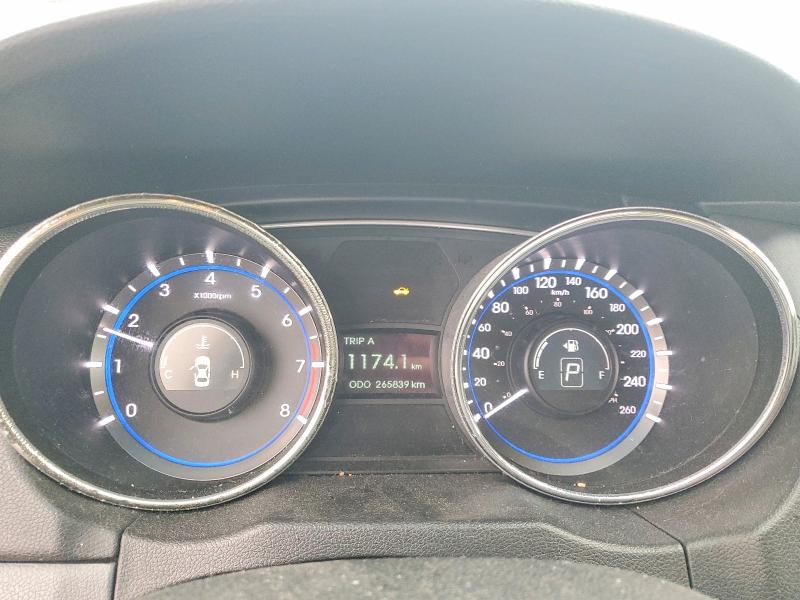 Photo 9 from auction – 2011 HYUNDAI SONATA with VIN 5NPEB4AC7BH053963
