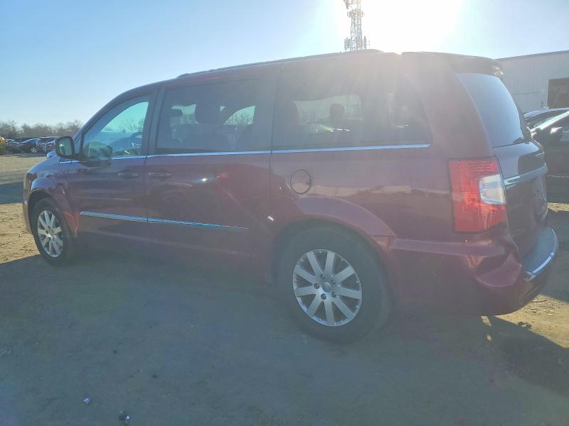 Photo 2 from auction – 2014 CHRYSLER TOWN & COU with VIN 2C4RC1BG2ER132723