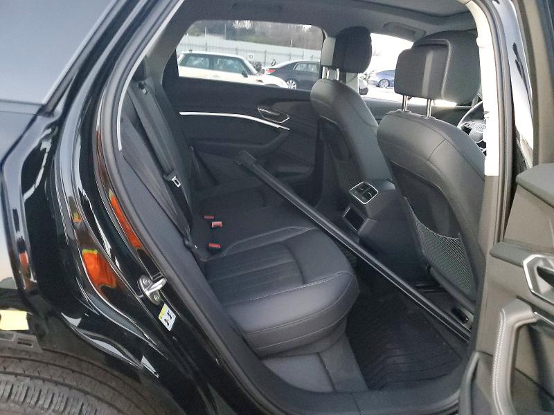 Photo 10 from auction – 2024 AUDI Q8 E-TRON with VIN WA15AAGE8RB053552